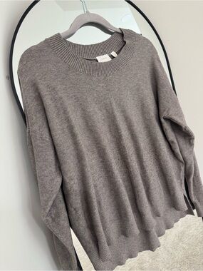 Cyrus Scoopneck Sweater in Taupe